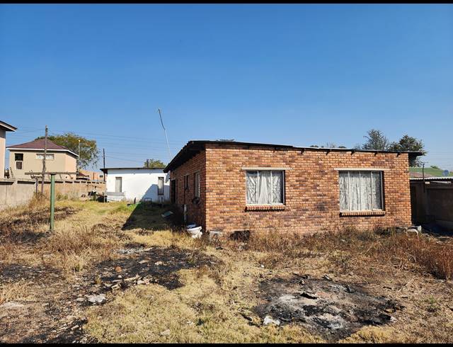 1,428M² VACANT LAND FOR SALE IN ANNADALE